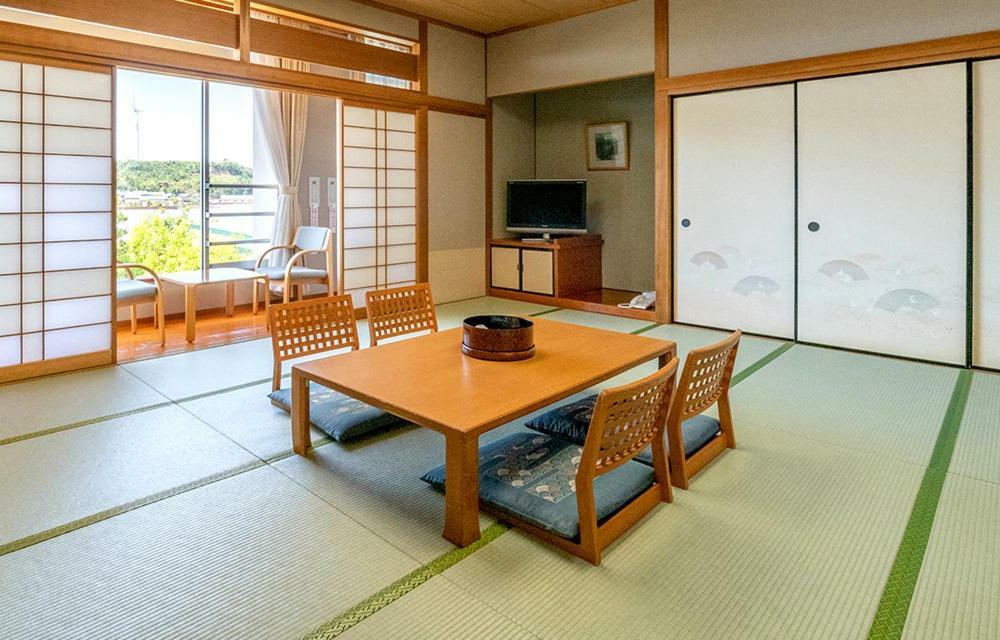 Awara Kitagata Onsen Kohanso Hana Yurari Exteriör bild
